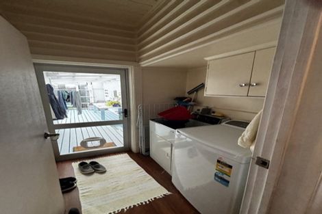 Photo of property in 115 Brooklands Road, Brooklands, New Plymouth, 4310