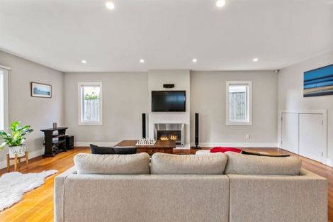 Photo of property in 73 Albert Road, Devonport, Auckland, 0624