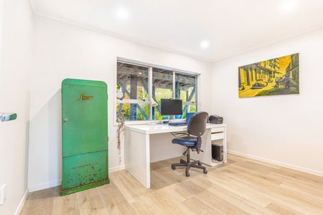 Photo of property in 59 Weatherly Road, Torbay, Auckland, 0630