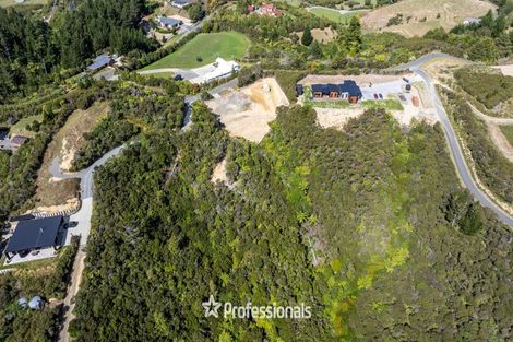 Photo of property in 8 Stroma Way, Timberlea, Upper Hutt, 5018