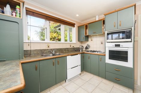 Photo of property in 1 Antrim Place, Hokowhitu, Palmerston North, 4410