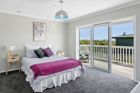 Photo of property in 27 Shepherd Road, Waipahihi, Taupo, 3330