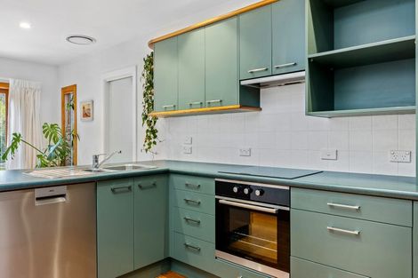 Photo of property in 84 Saint Martins Road, Saint Martins, Christchurch, 8022