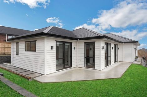 Photo of property in 4 Viv Green Place, Pokeno, 2402