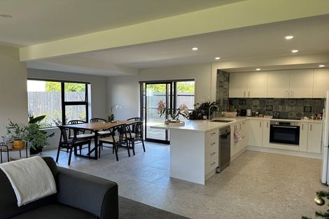 Photo of property in 68a Windermere Road, Papanui, Christchurch, 8053