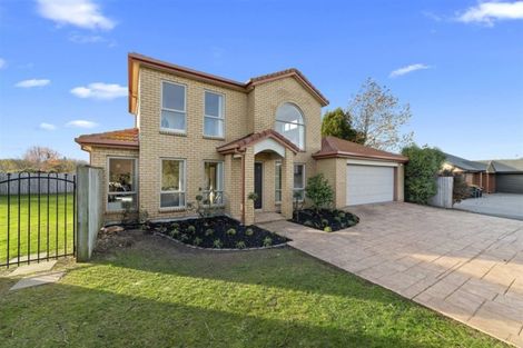 Photo of property in 44 Coolspring Way, Redwood, Christchurch, 8051