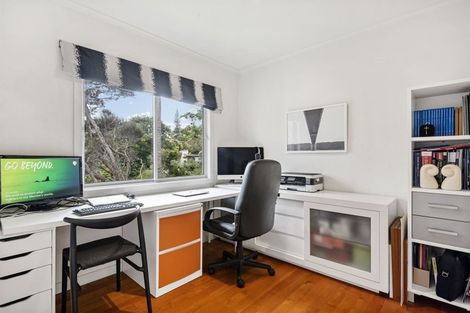 Photo of property in 44 Tizard Road, Birkenhead, Auckland, 0626