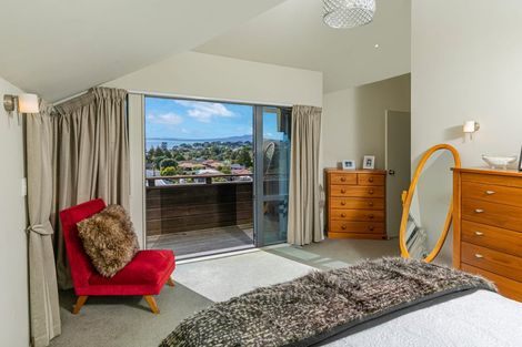 Photo of property in 2/35 Channel View Road, Campbells Bay, Auckland, 0630