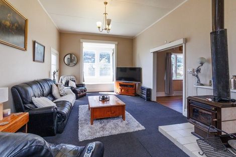 Photo of property in 81987 State Highway 2, Pahiatua, 4984