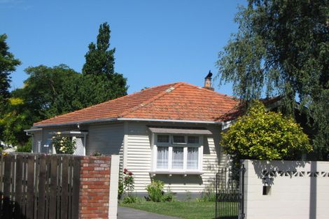 Photo of property in 64 North Parade, Richmond, Christchurch, 8013