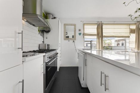 Photo of property in 127 Seabury Avenue, Foxton Beach, Foxton, 4815