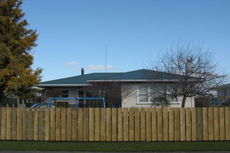 Photo of property in 24 Rimu Street, Edgecumbe, 3120