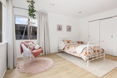 Photo of property in 113 Te Puia Drive, Aotea, Porirua, 5024