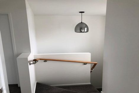 Photo of property in 18 Bei Road, Papakura, 2110