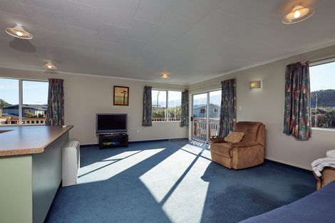 Photo of property in 10 Kotuku Road, South Bay, Kaikoura, 7300