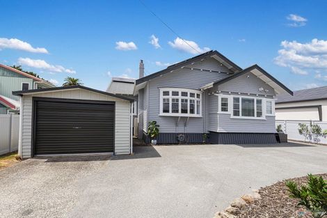 Photo of property in 16 Zealandia Street, Kensington, Whangarei, 0112