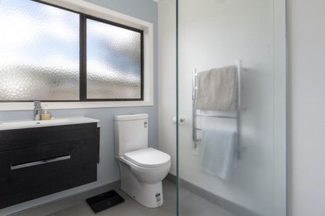 Photo of property in 28 Charlotte Drive, Omokoroa, 3114