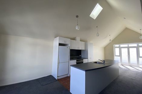 Photo of property in Pirie Street Townhouses, 18/35 Pirie Street, Mount Victoria, Wellington, 6011