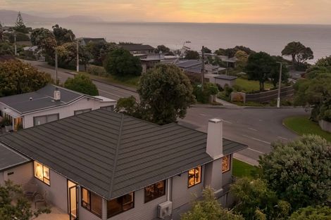 Photo of property in 212 Rosetta Road, Raumati South, Paraparaumu, 5032