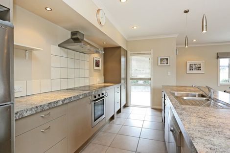 Photo of property in 25a Avenue Road, Greenmeadows, Napier, 4112