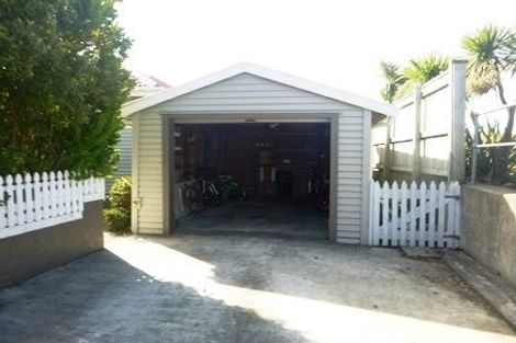 Photo of property in 27 Montague Street, Alicetown, Lower Hutt, 5010