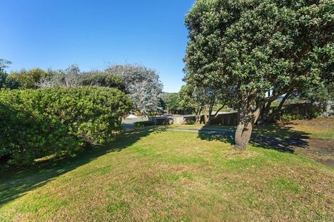 Photo of property in 49 William Street, Waikanae Beach, Waikanae, 5036