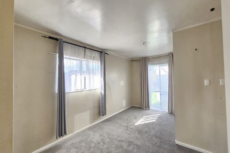 Photo of property in 24 Trimdon Street, Randwick Park, Auckland, 2105