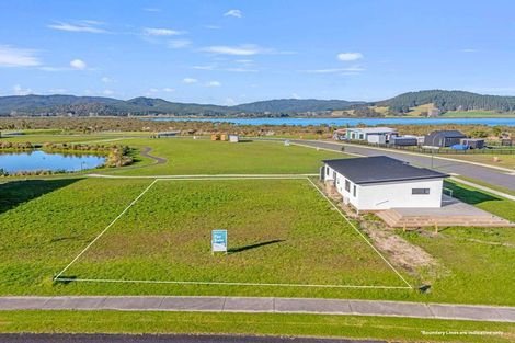 Photo of property in 302 Harbour Drive East, Matarangi, Whitianga, 3592