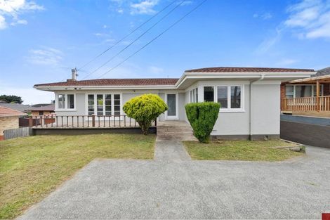 Photo of property in 68 Clevedon Road, Papakura, 2110