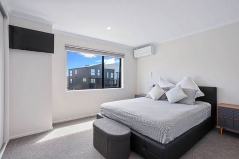 Photo of property in 54 Nugget Avenue, Hobsonville, Auckland, 0616