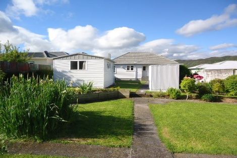 Photo of property in 23 Hay Street, Wainuiomata, Lower Hutt, 5014