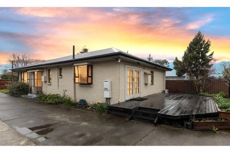Photo of property in 1/65 Northcote Road, Northcote, Christchurch, 8052