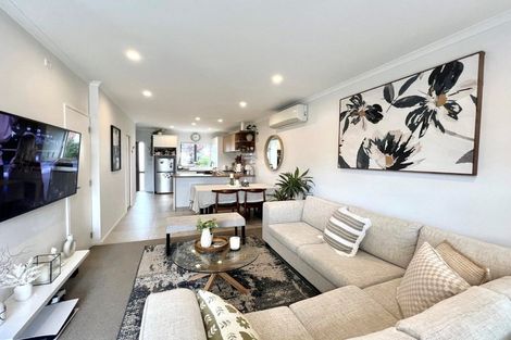 Photo of property in 24 Adlam Lane, Takanini, 2112