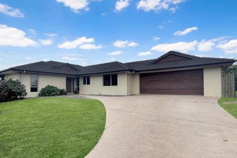 Photo of property in 8 Nielsen Gardens, Rototuna, Hamilton, 3210