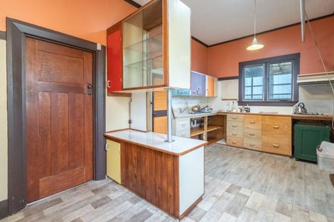 Photo of property in 64 Hastings Street, Ohai, 9635