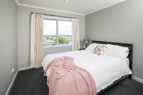 Photo of property in 13 Castleton Way, Flagstaff, Hamilton, 3210