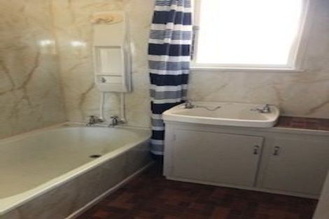 Photo of property in 1 Henderson Street, Kimbolton, 4774