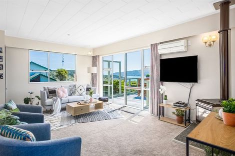 Photo of property in 37 Eskdale Road, Papakowhai, Porirua, 5024