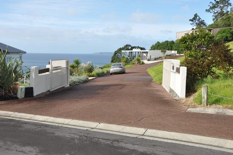 Photo of property in 104-106 Lax Crescent, Leigh, 0985