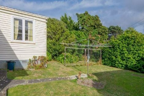 Photo of property in 10 Bould Street, Johnsonville, Wellington, 6037