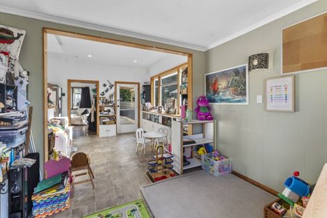 Photo of property in 9 Montgomery Street, Levin, 5510