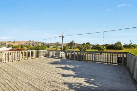 Photo of property in 387 Estuary Road, South New Brighton, Christchurch, 8062