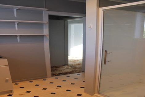 Photo of property in 18 Kilmarnock Street, Wallacetown, 9816