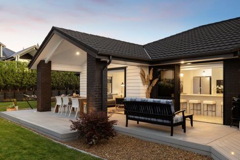 Photo of property in 14 Catherine Mclean Road, Pukekohe, 2120