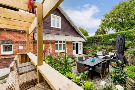 Photo of property in 21 Moana Crescent, Musselburgh, Dunedin, 9013