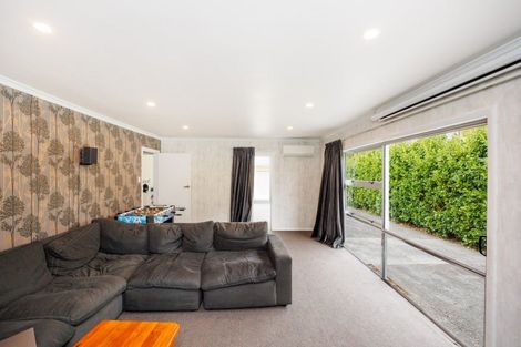 Photo of property in 20 Roy Street, Palmerston North, 4410