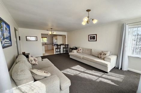 Photo of property in 13 Buchanan Road, Kingseat, Papakura, 2580