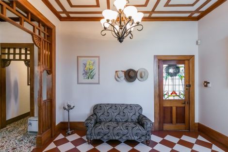 Photo of property in 5 Sealy Road, Bluff Hill, Napier, 4110