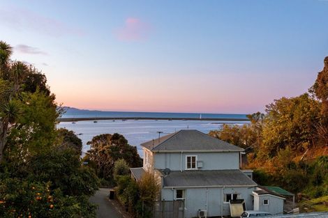 Photo of property in 18 Poynters Crescent, Stepneyville, Nelson, 7010