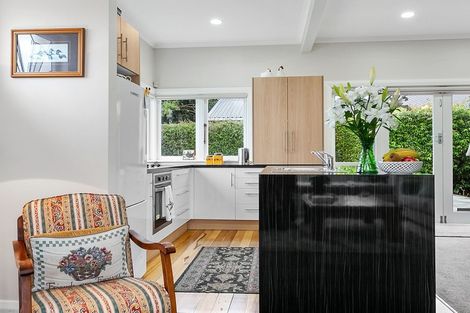 Photo of property in 33 Weld Street, Cambridge, 3434